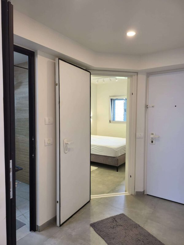 דירת 2 חדרים להשכרה במרינה ויליג', הרצליה פיתוח