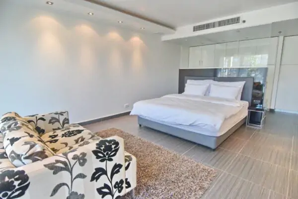 Huge 3 room garden apartment for sale in the marina, Herzliya Pituach in the prestigious lagoon project